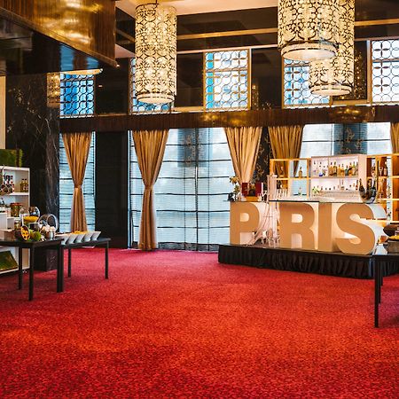 Sofitel Mumbai Bkc Hotel Екстериор снимка Lobby